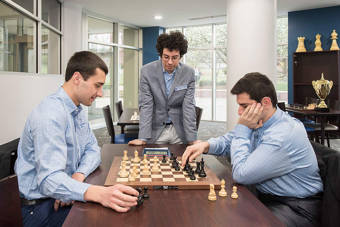 SLU chess team members