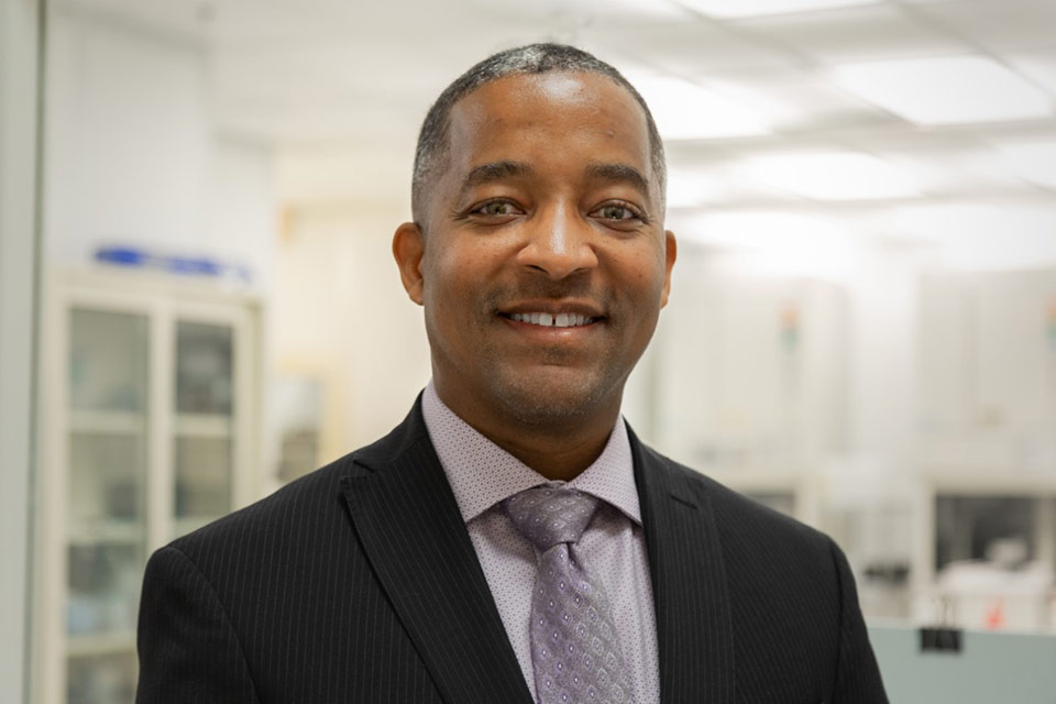 A head shot of Gregory Triplett, Ph.D., the newly named inaugural dean of SLU’s School of Science and Engineering. 