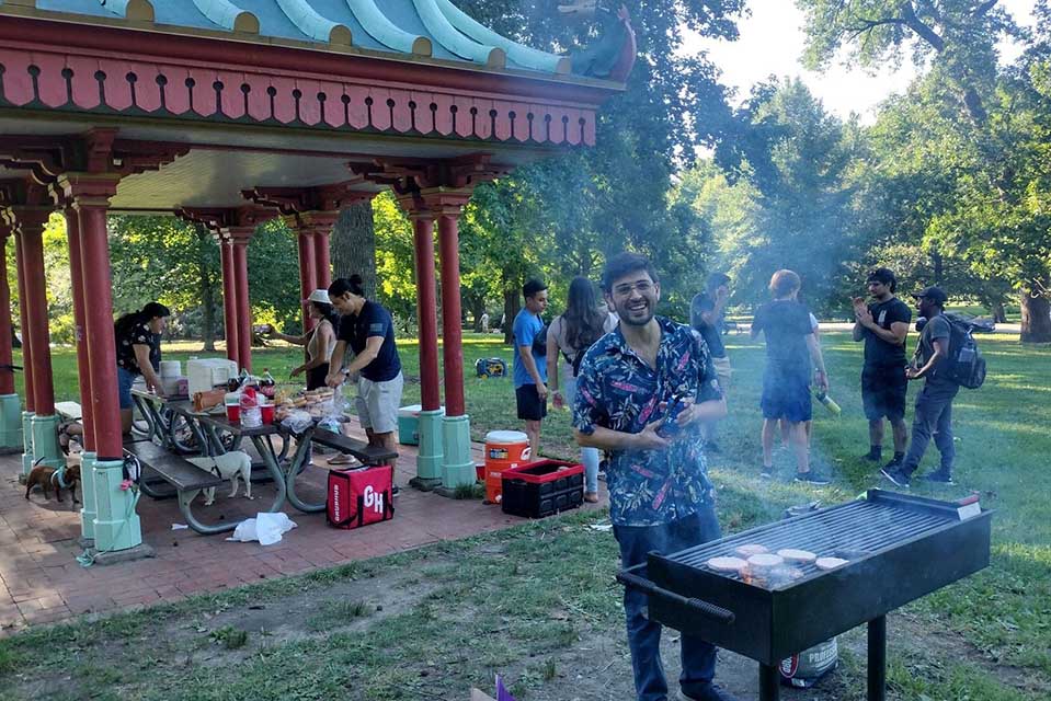 SLU Latino Medical Student Association (LMSA) hosted a barbecue social to welcome new students on Sunday, July 30, at Tower Grove Park. Photo submited. 