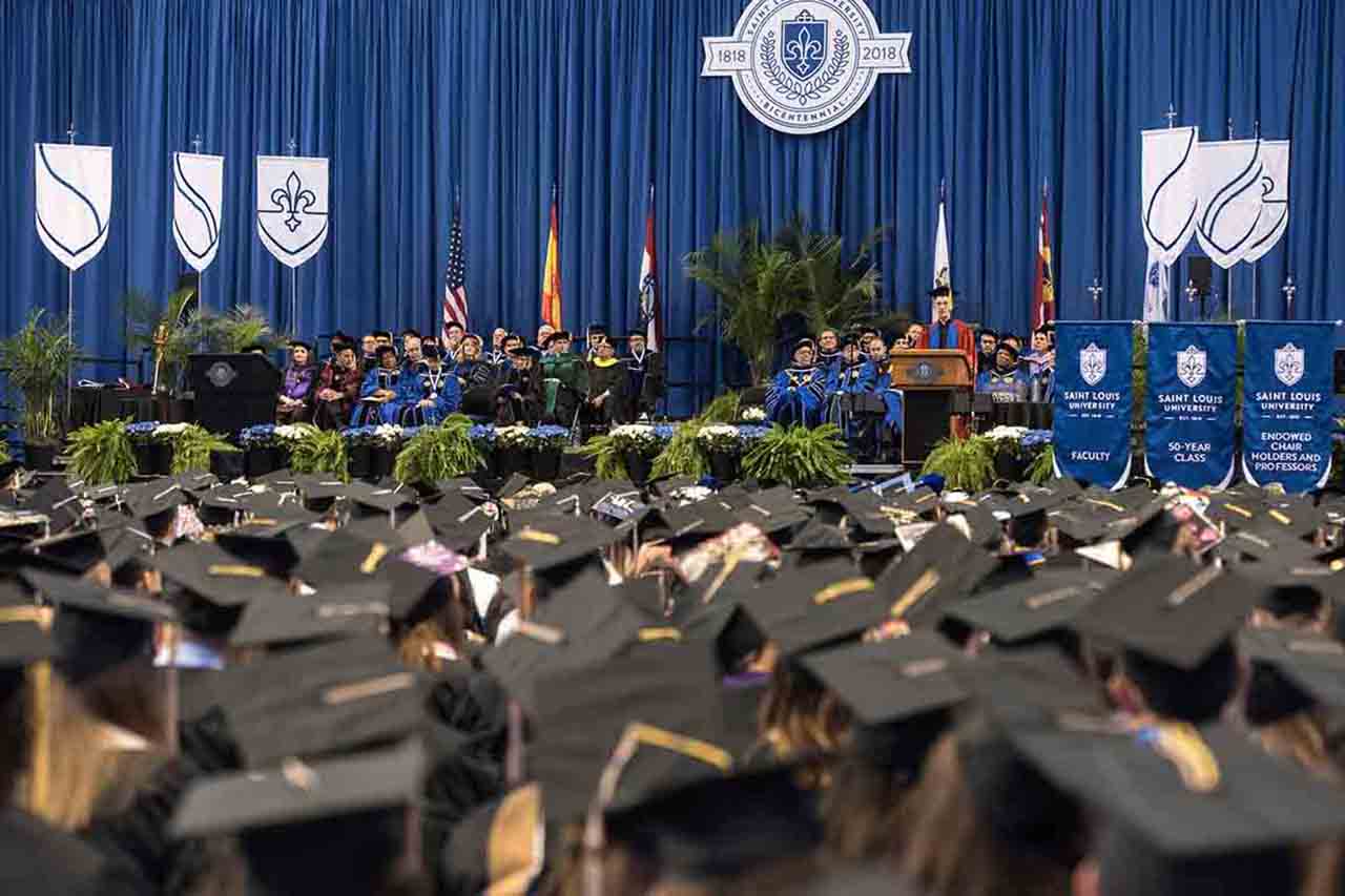 SLU Commencement Group