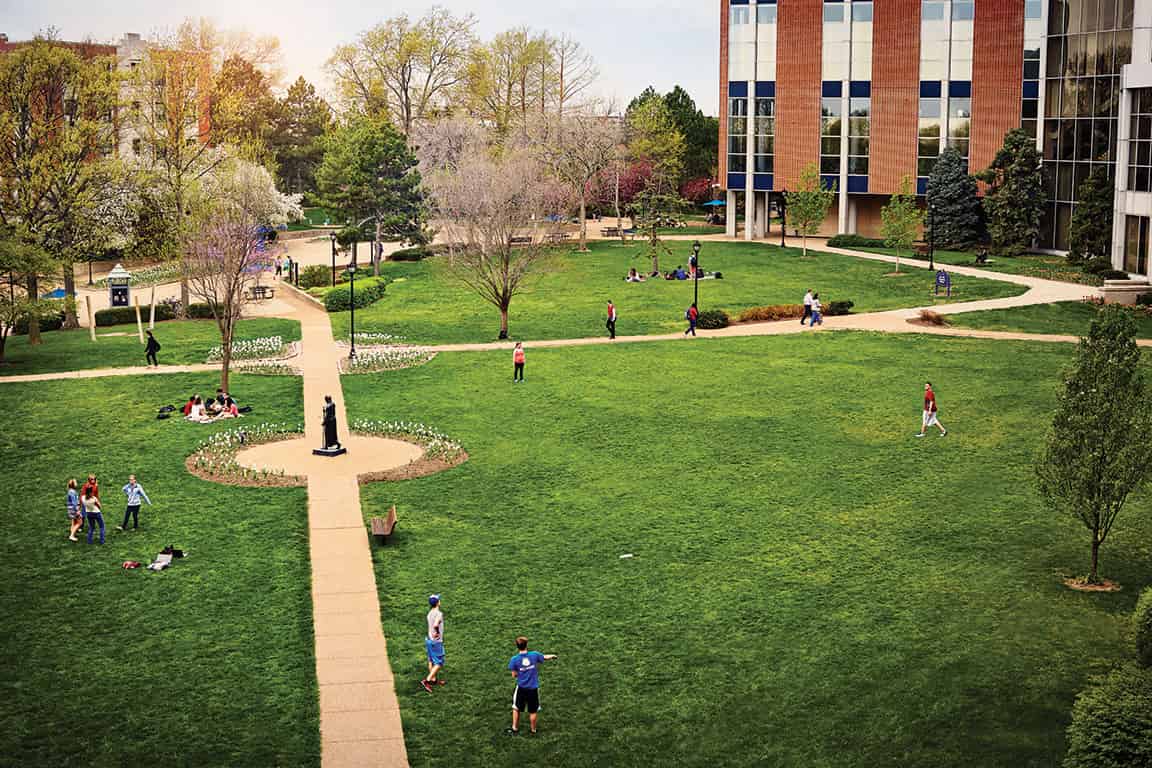 Aerial shot of SLU quad.