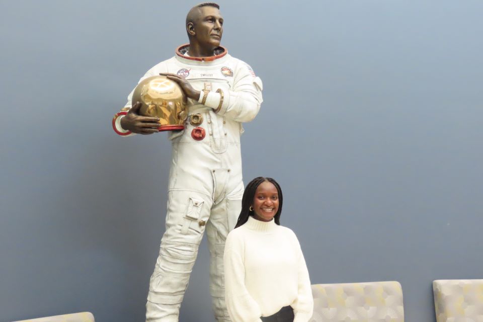 nevimbo Ndlovu, a senior studying aerospace engineering at Saint Louis University’s Parks College of Engineering, Aviation and Technology, has received a Brooke Owens Fellowship to work with Loft Orbital in San Francisco, California this summer.
