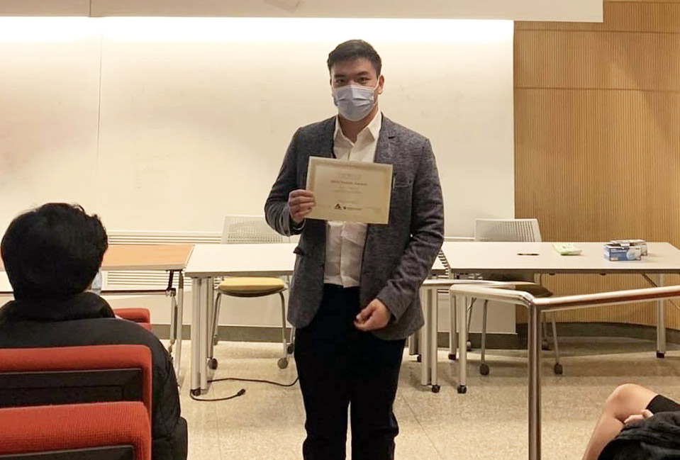 Tony Lee's presentation on "Effect of Tourniquet-Related Nerve Ischemia on Response to Handheld Nerve Stimulation in Ulnar Nerve Transposition" won best conference poster. Photo submitted.
