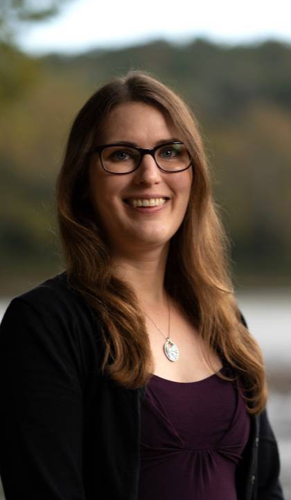 Headshot of Elizabeth Hasenmueller