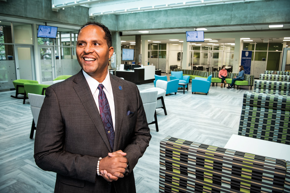 Jeffery Jackson at SLU's Career Services Center