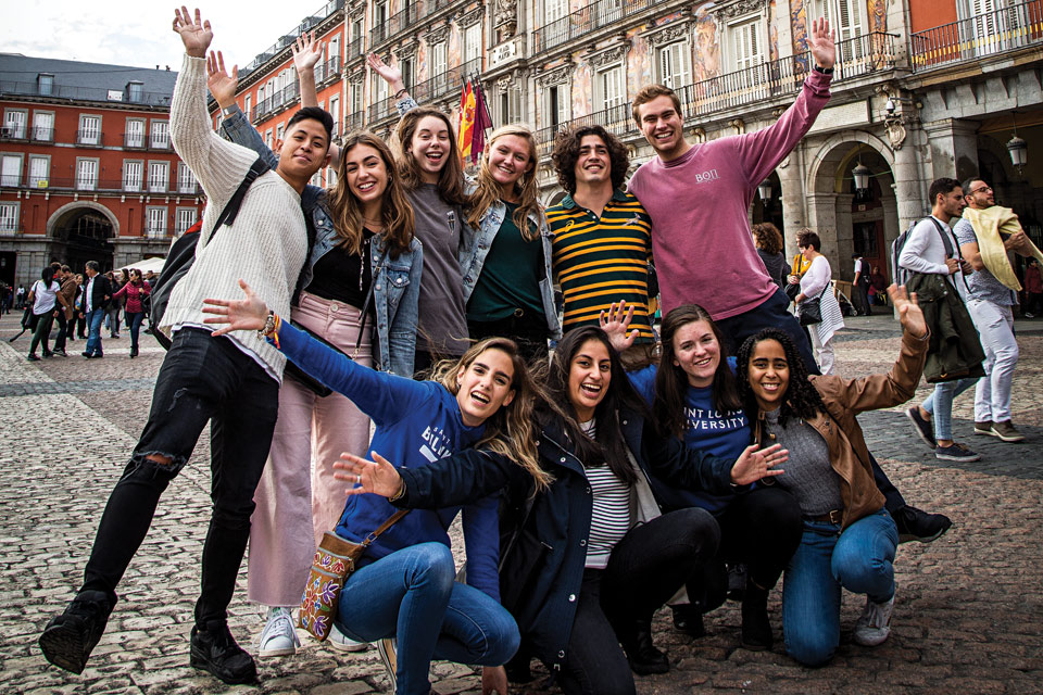 SLU-Madrid students in Plaza Mayor