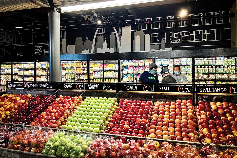 Produce section at Fresh Thyme grocery store